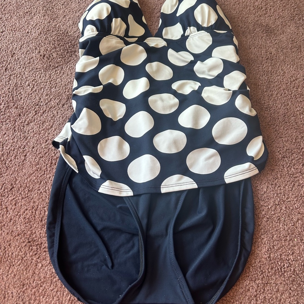 Lauren Ralph Lauren size 16 Navy/White slimming one piece halter swimsuit